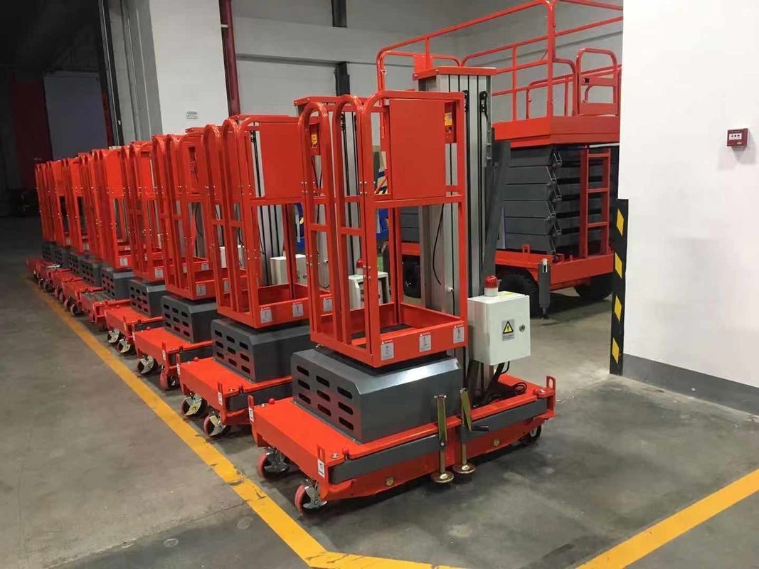 Plateforme de travail en aluminium à poussée manuelle à mât unique avec porte à charnière double